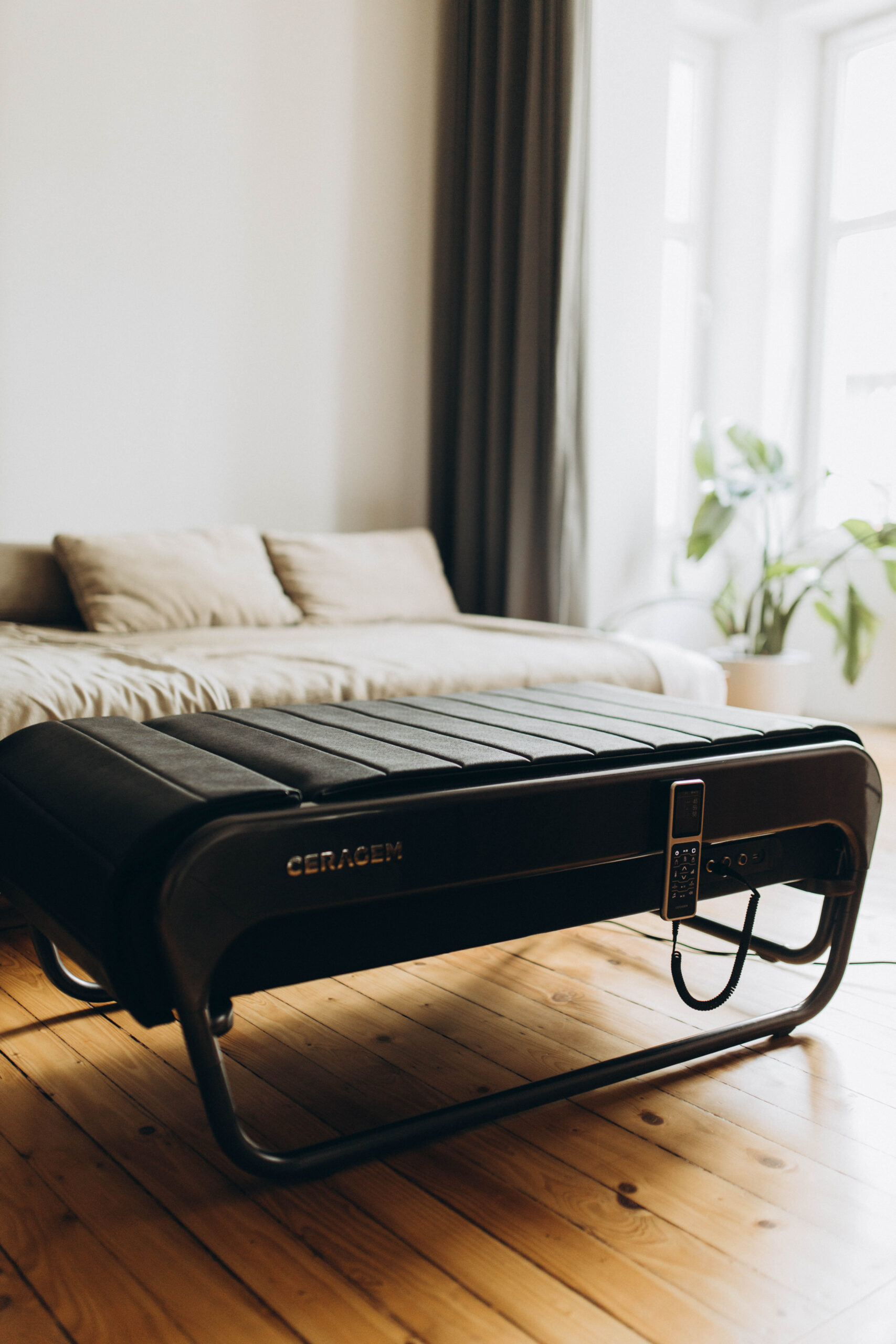 Thera Plus (‎CGM MB-1901) 